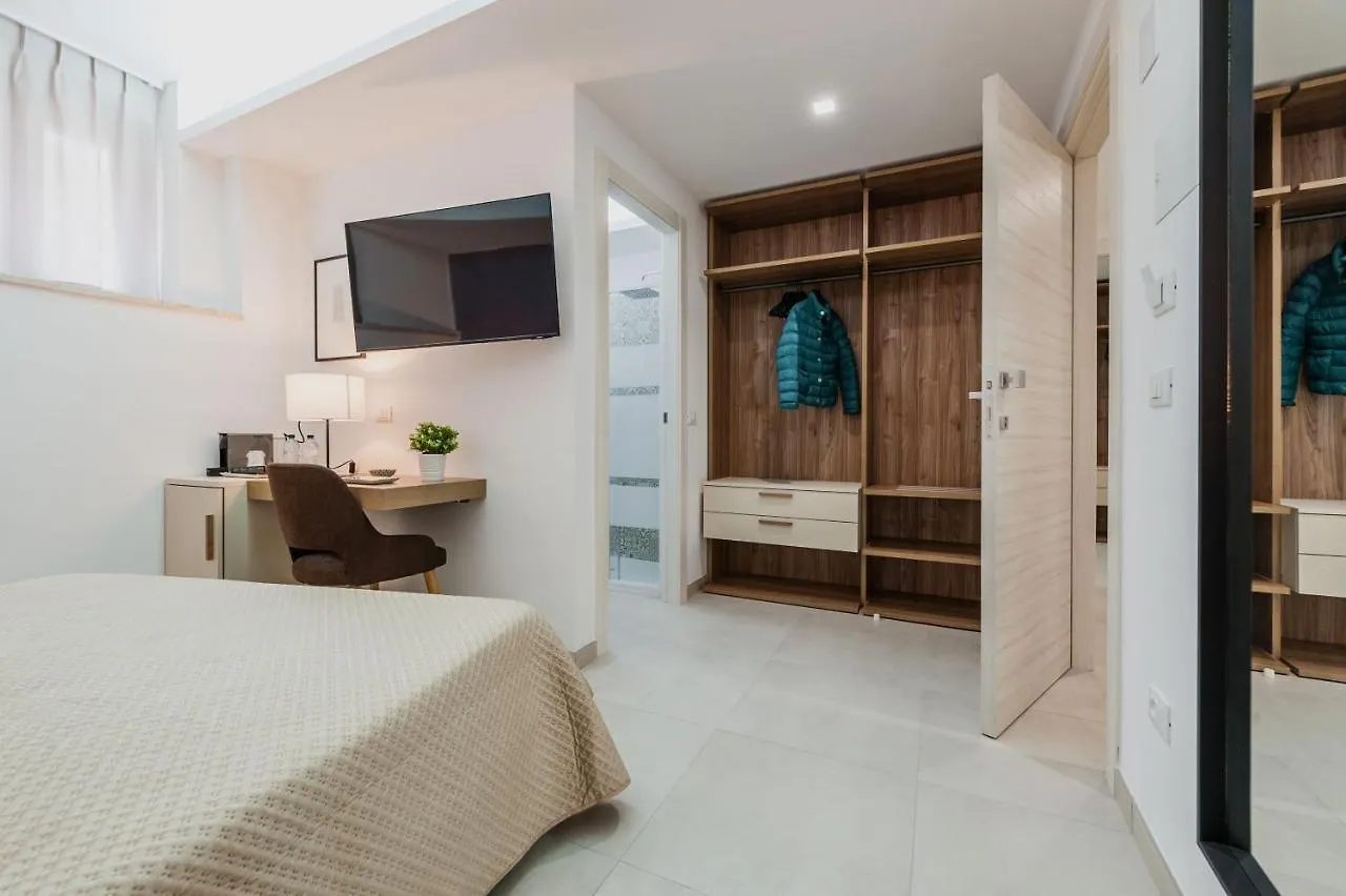 Archimede'S Rooms Syrakuzy